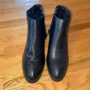 Womens leather boots